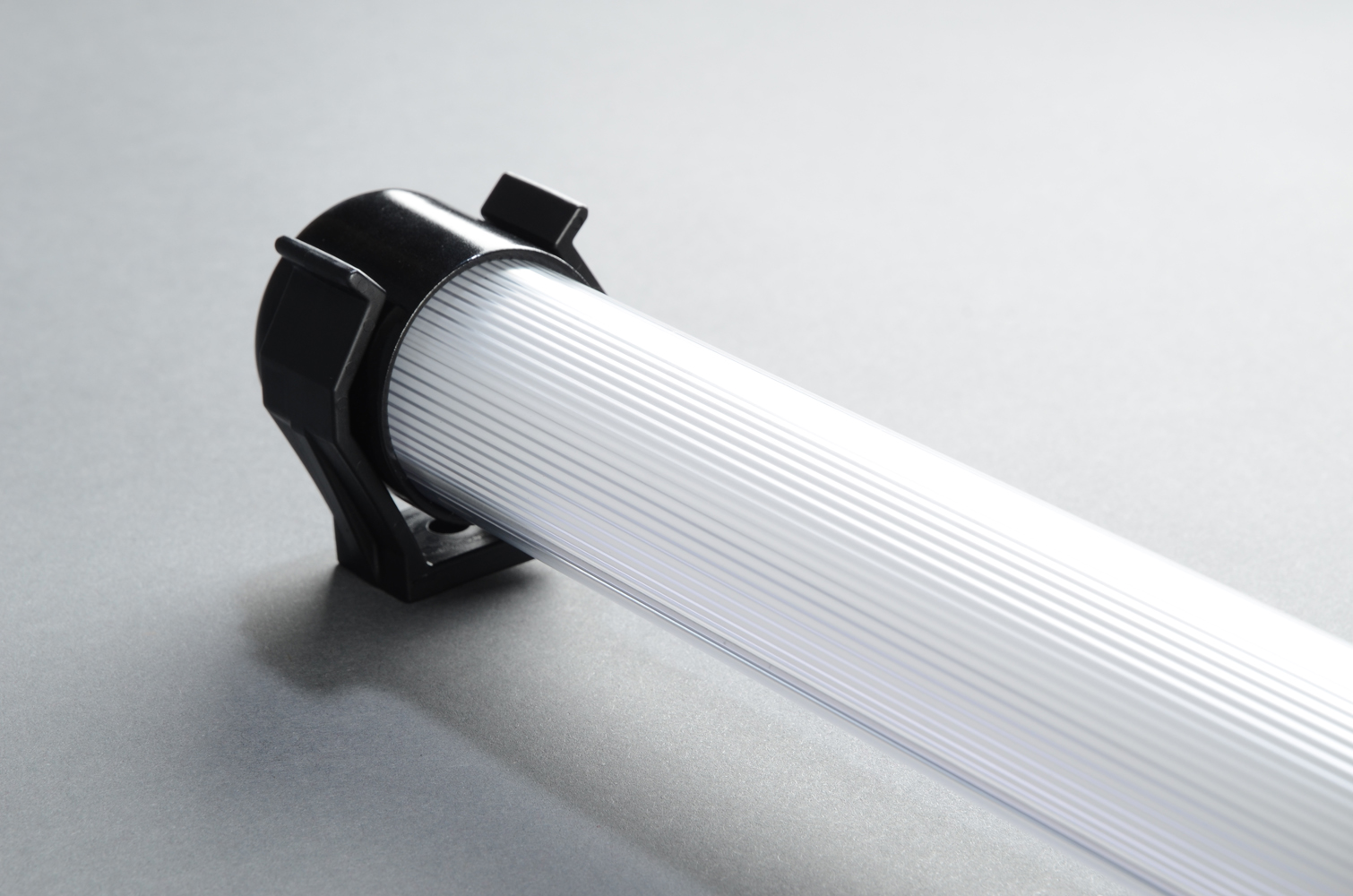 Protection tube PMMA crystal clear prismatic D=38 L.=345mm